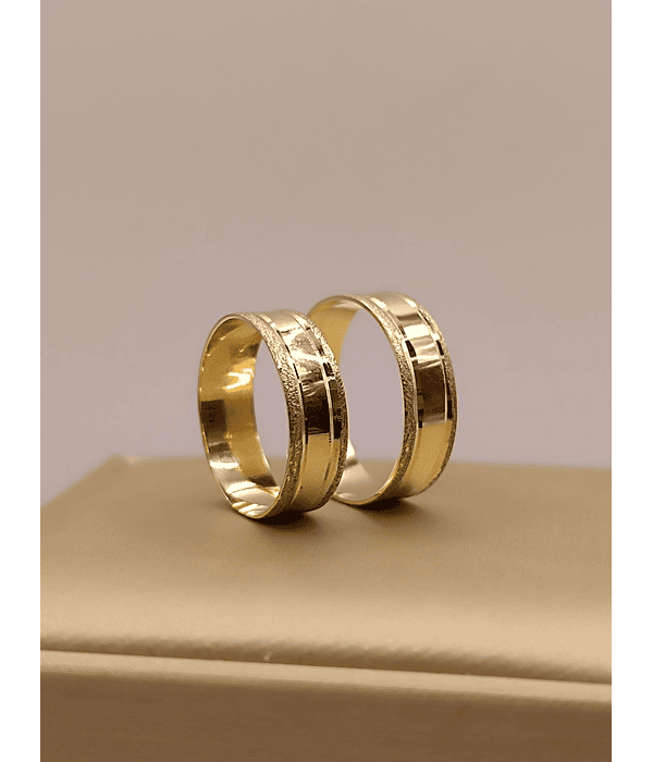 Argollas de matrimonio borde satinado 6 mm 6.5 grs Oro 18k 