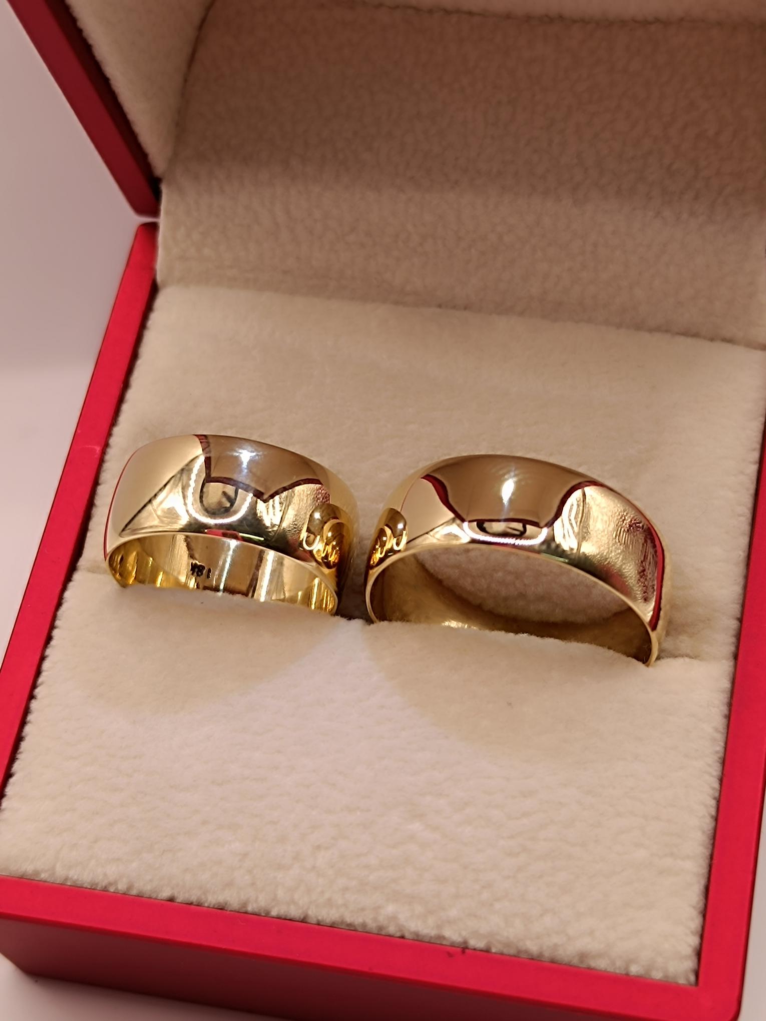 Argollas media caña 8 mm 14 grs Oro 18k 1