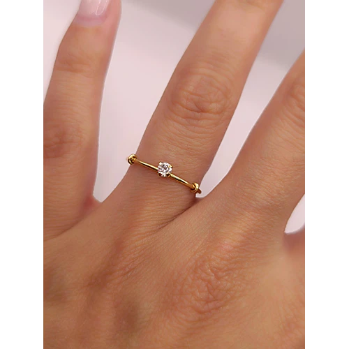 Anillo solitario juvenil circón 1.1 grs Oro 18k