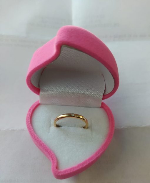 Anillo solitario circón engastado 1.6 grs Oro 18k 1