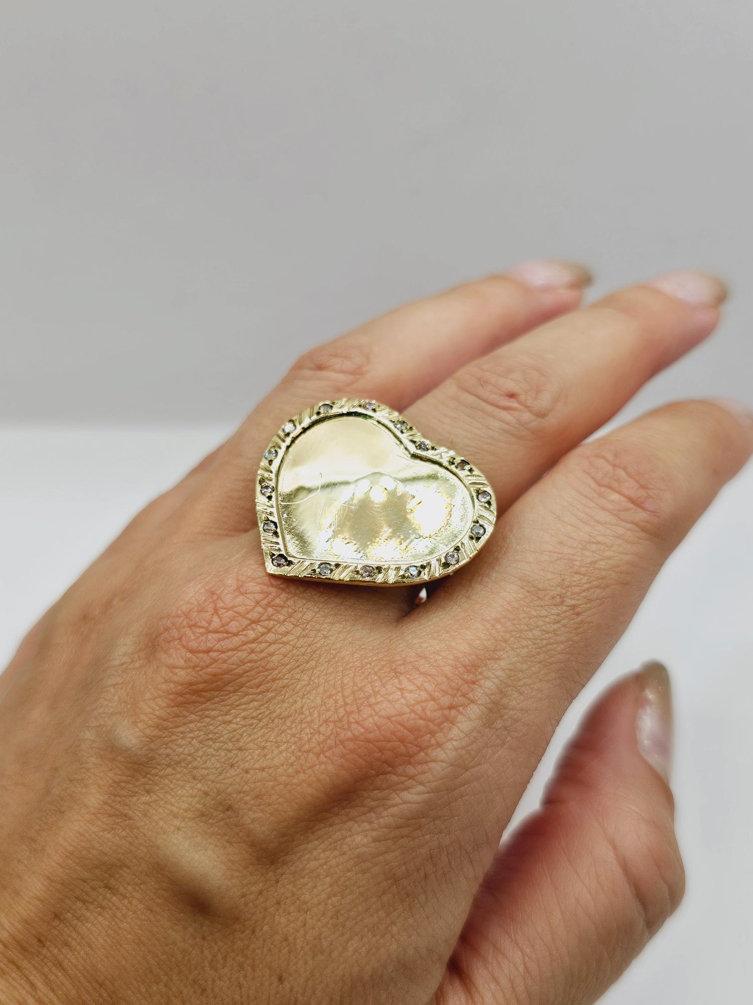 Anillo tazo corazón con piedras circones 6 grs Oro 18k 2