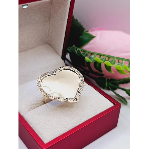 Anillo tazo corazón con piedras circones 6 grs Oro 18k
