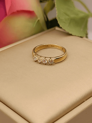 Anillo medio cintillo circones 1.6 grs Oro 18k
