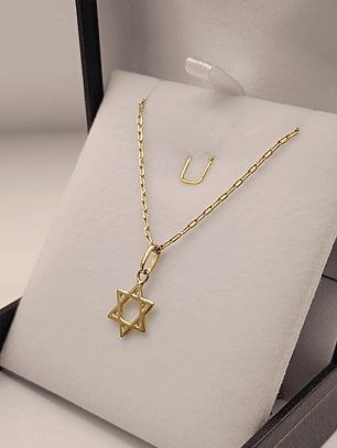 Cadena limada 50 cm con estrella de david 3.5 grs Oro 18k