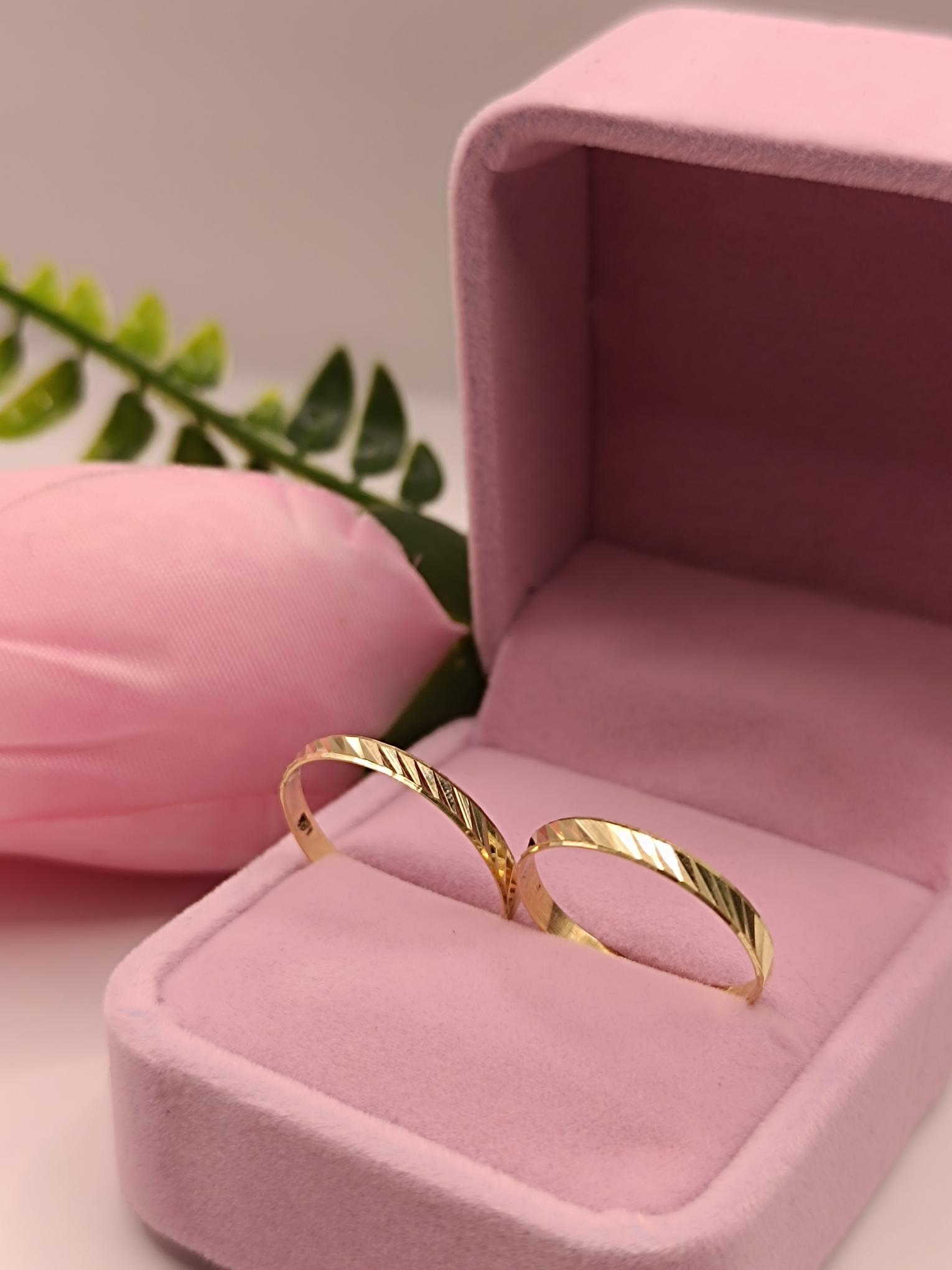 Ilusiones talladas diagonal 2 mm 2 grs Oro 18k 3