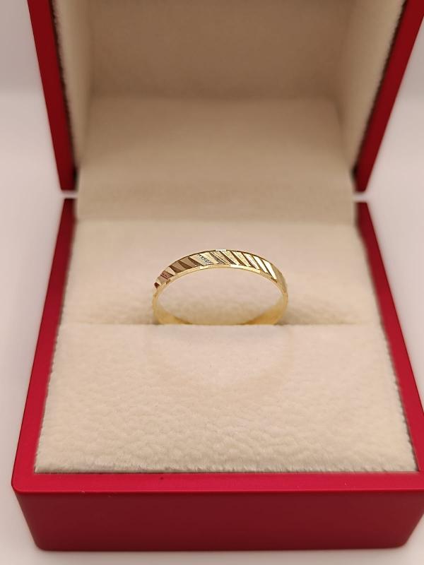 Ilusión diagonal 2 mm 1.1 grs Oro 18k  1