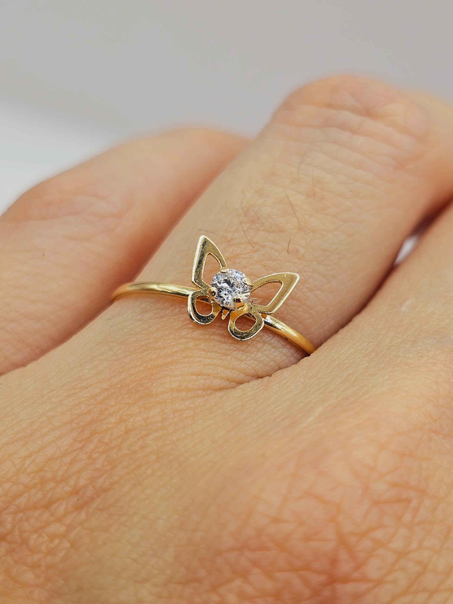 Anillo mariposa circón 1.1 grs Oro 18k 2