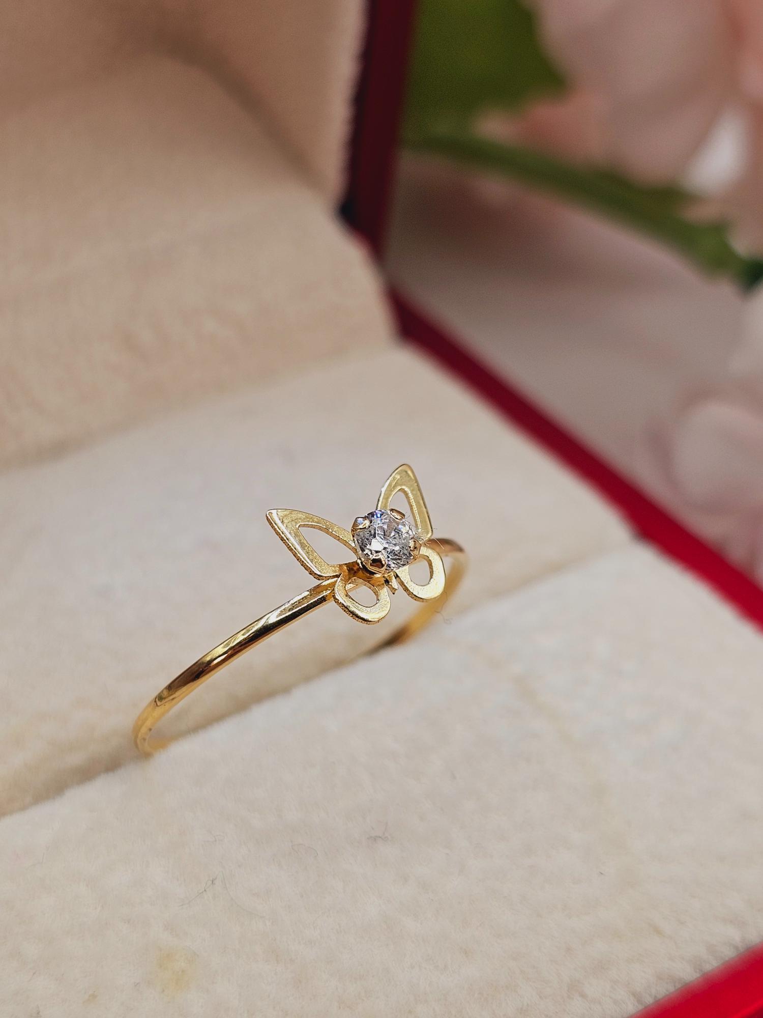 Anillo mariposa circón 1.1 grs Oro 18k 5