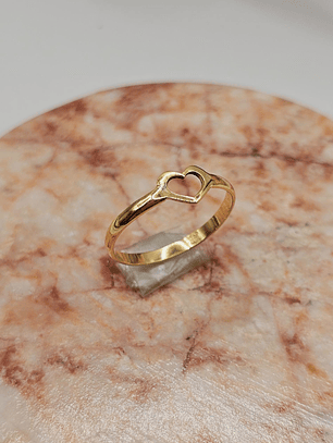 Anillo silueta corazón 1.6 grs Oro 18k