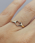 Anillo silueta corazón 1.6 grs Oro 18k