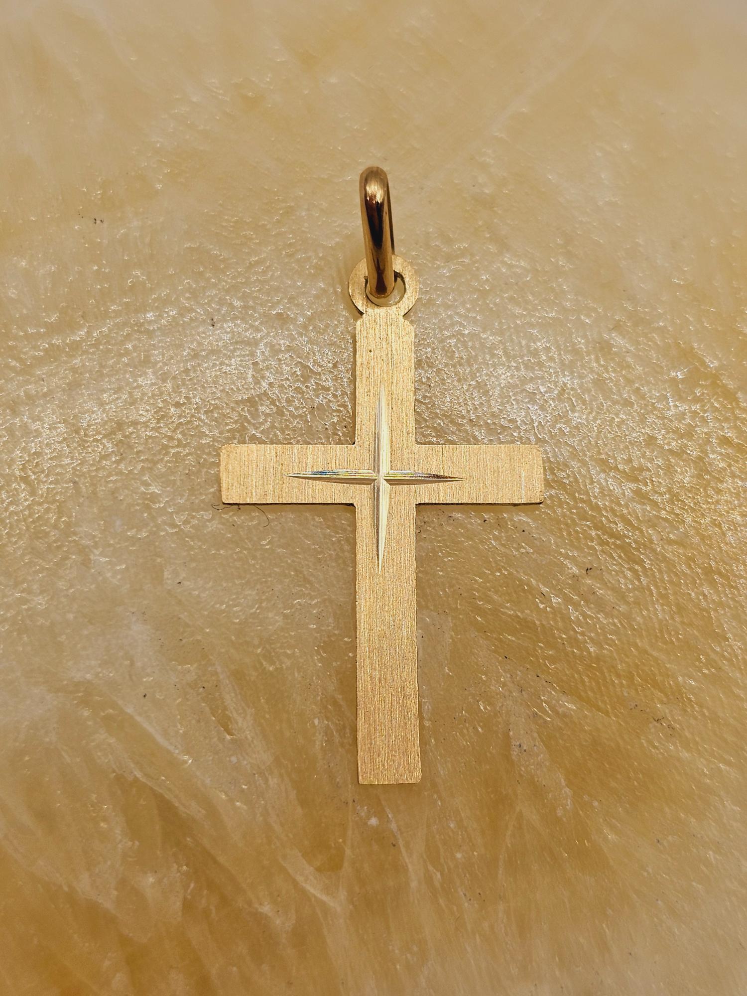 Colgante cruz calada 3 cm 1.2 grs Oro 18k 1