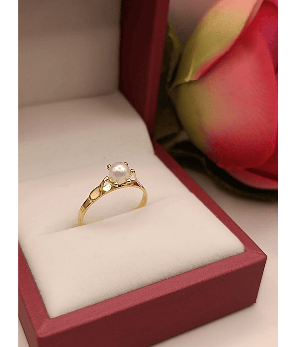 Anillo pistilo perla cultivada 2.2 grs Oro 18k 