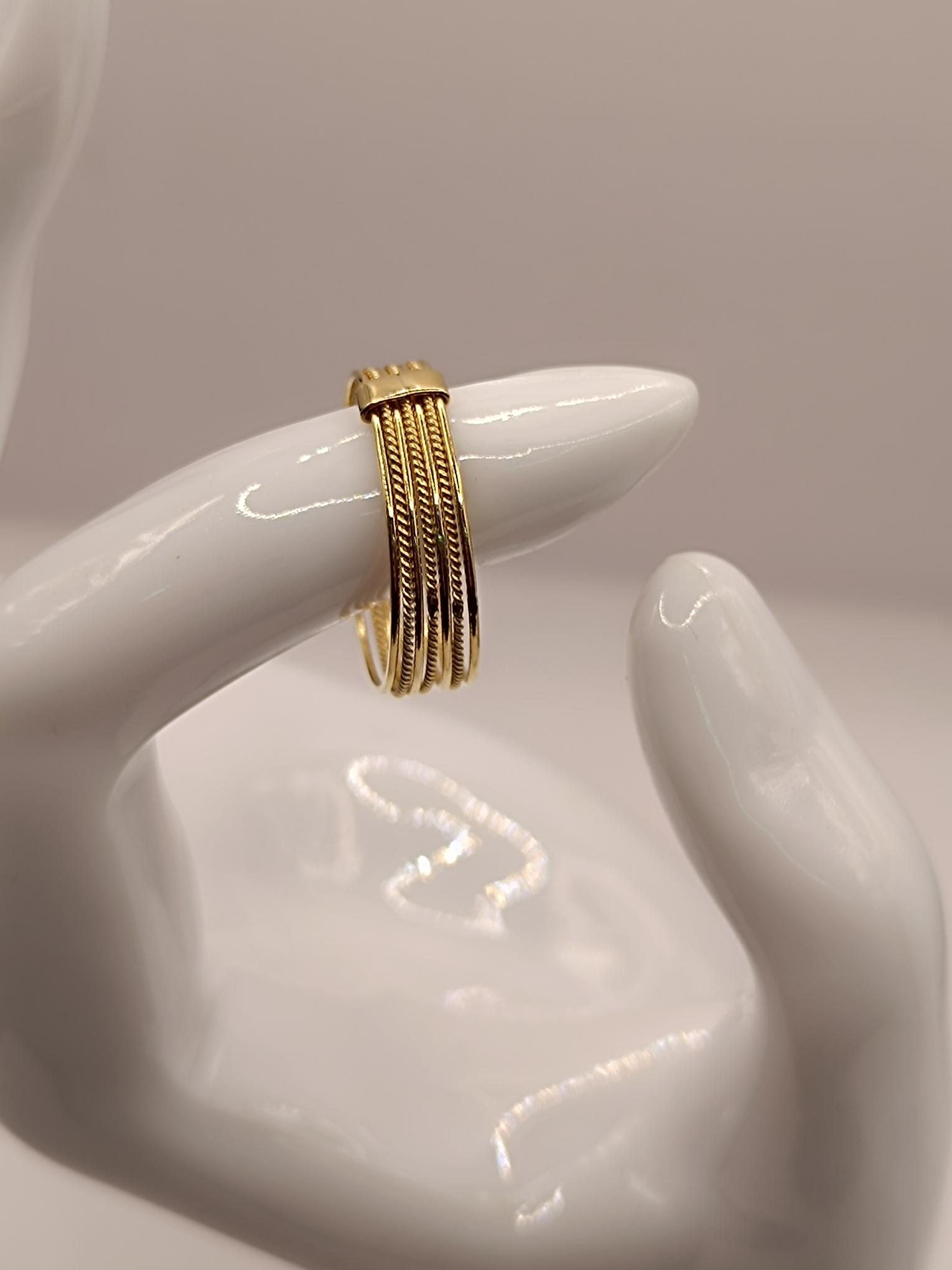 Anillo semanario 2.5 grs Oro 18k 2