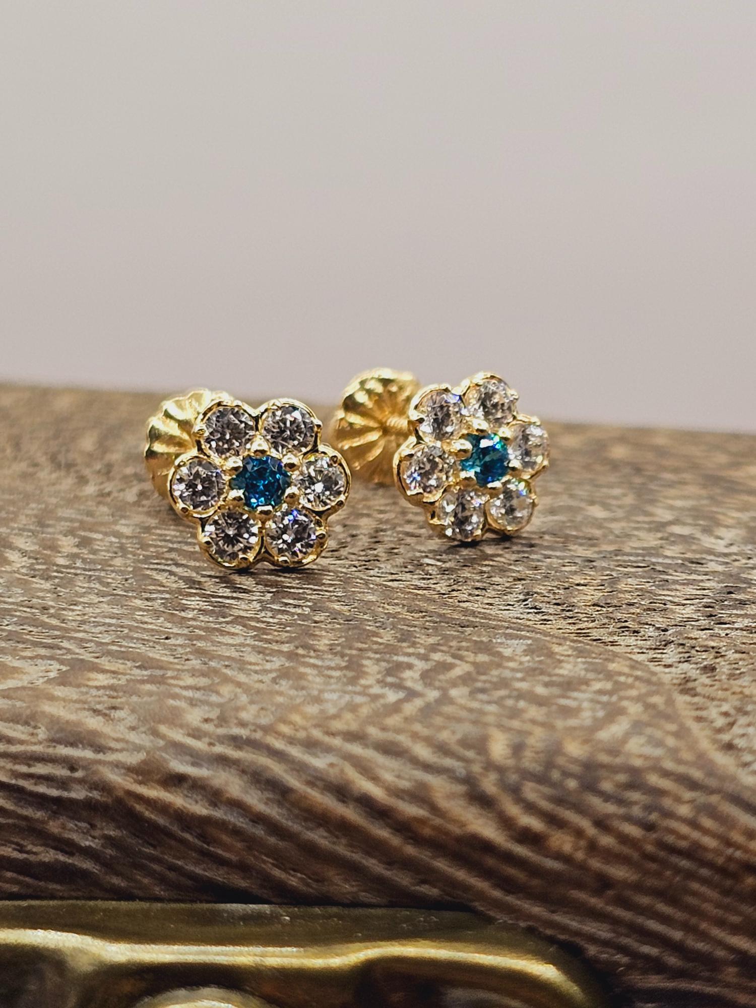 Aros roseta con circones y agua marina 7 mm 1.2 grs Oro 18k 5