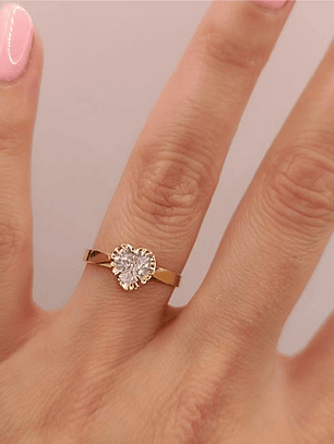 Anillo corazón circon 2 grs Oro 18k