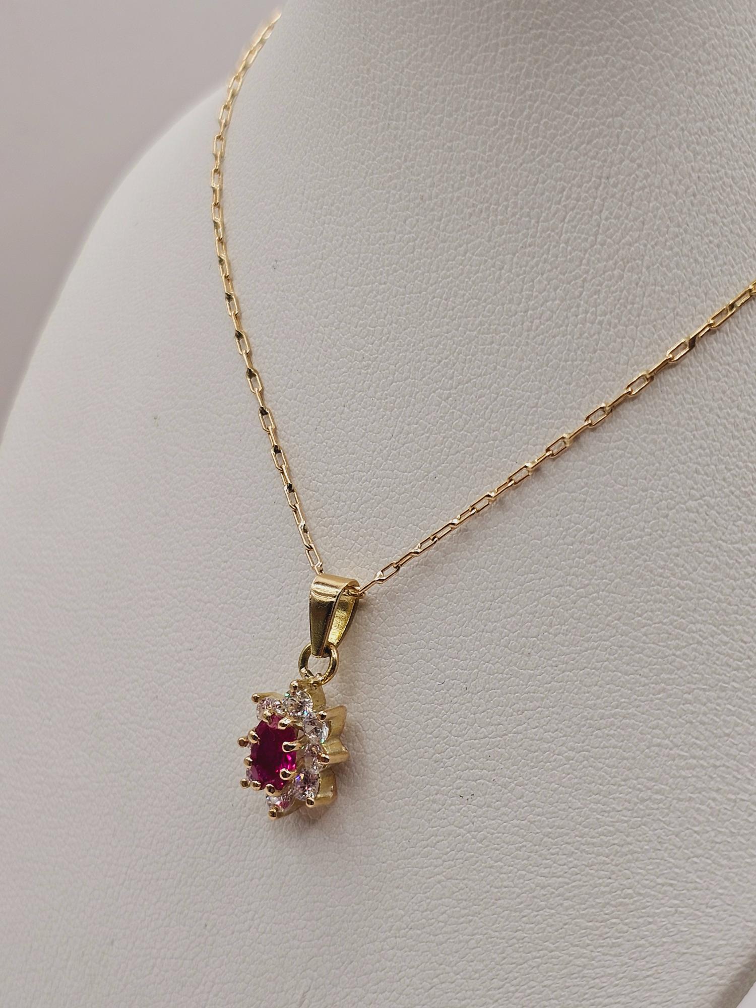 Cadena limada 50 cm y colgante lady rubí 3.6 grs Oro 18k 5