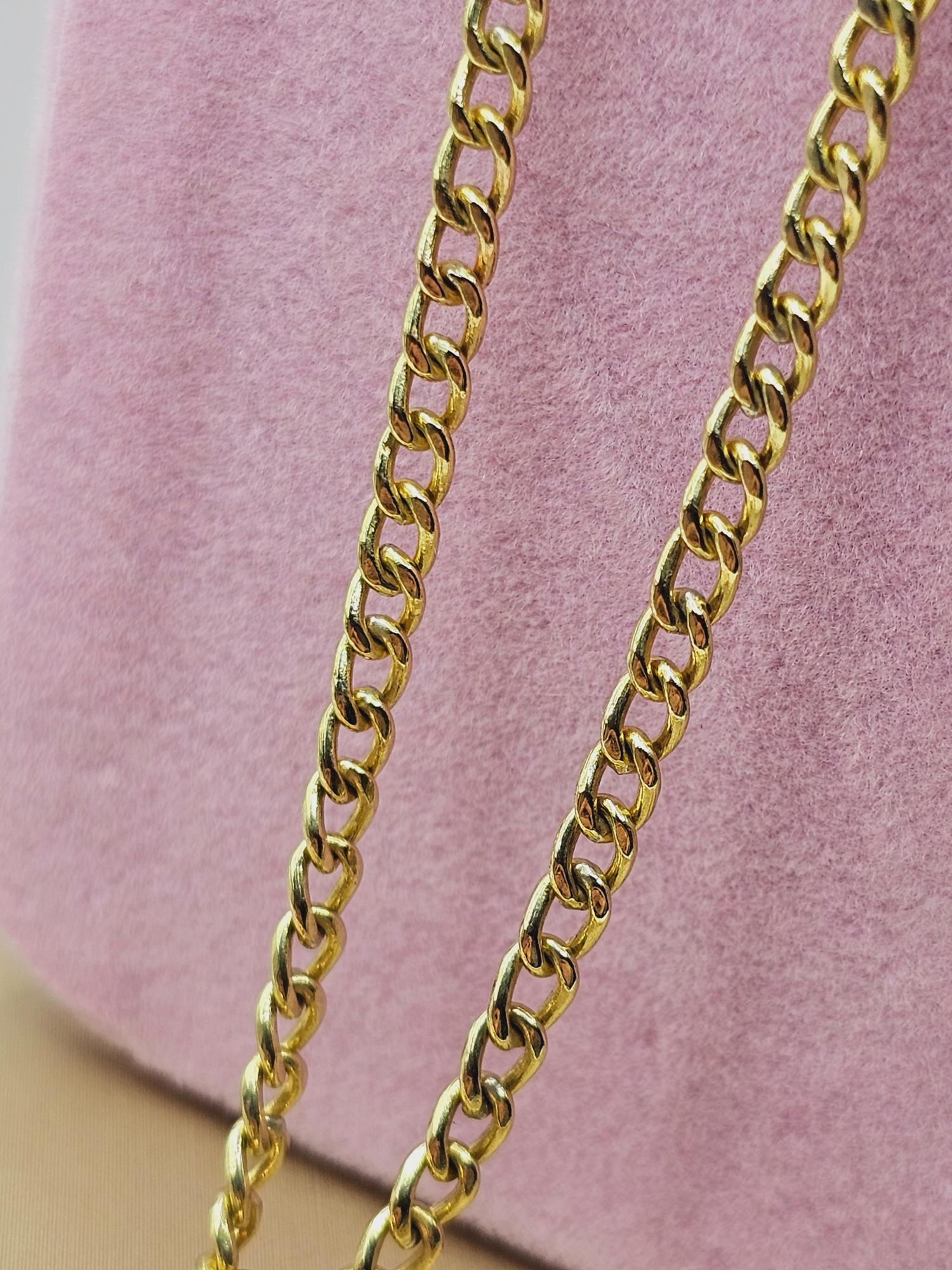 Cadena grumete 55 cm y corazón 28 mm 19 grs Oro 18k 8