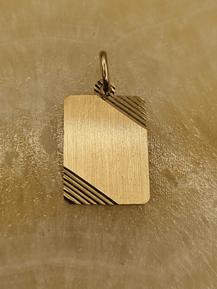 Colgante placa 14 mm 1.6 grs Oro 18k