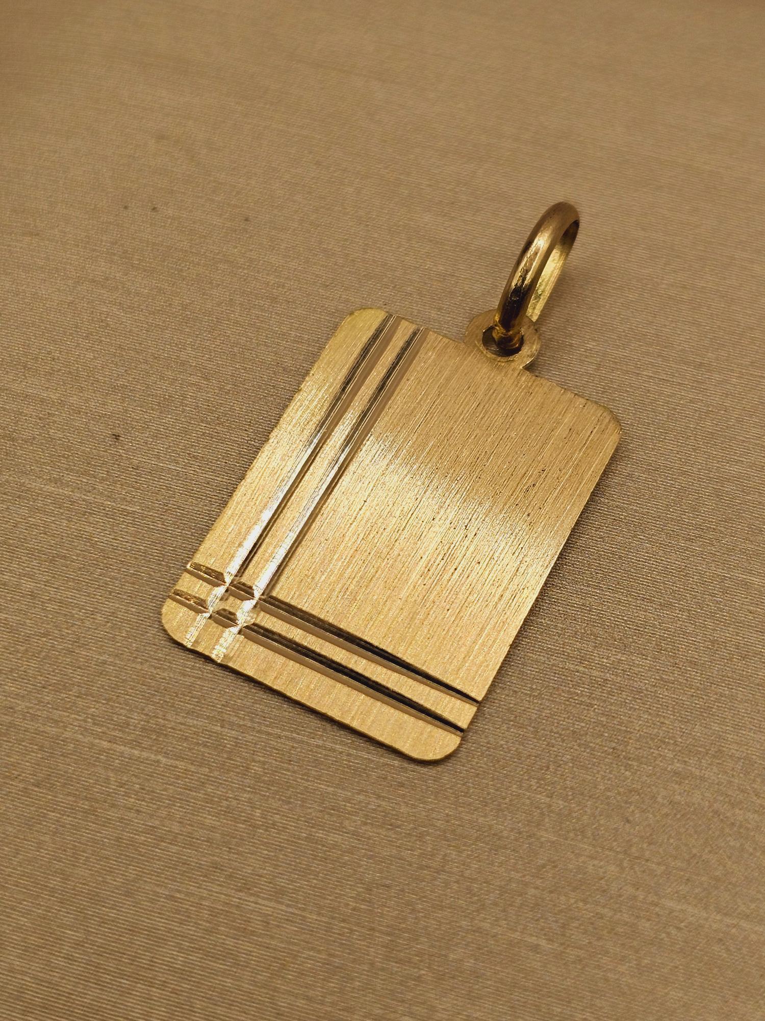 Colgante placa satinada 17 mm 1.8 grs Oro 18k 2