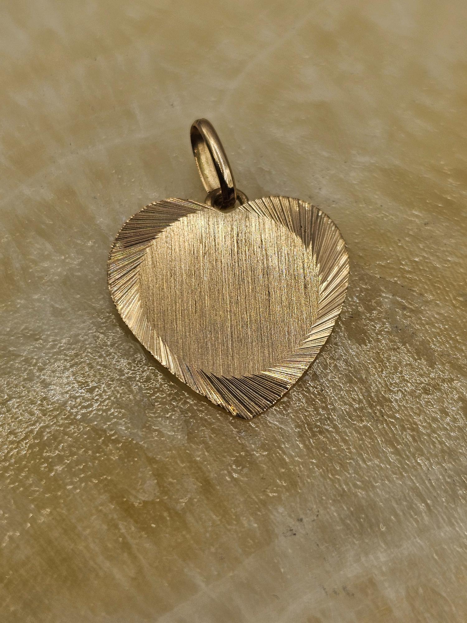 Colgante corazón satinado 24 mm 1.5 grs Oro 18k 2