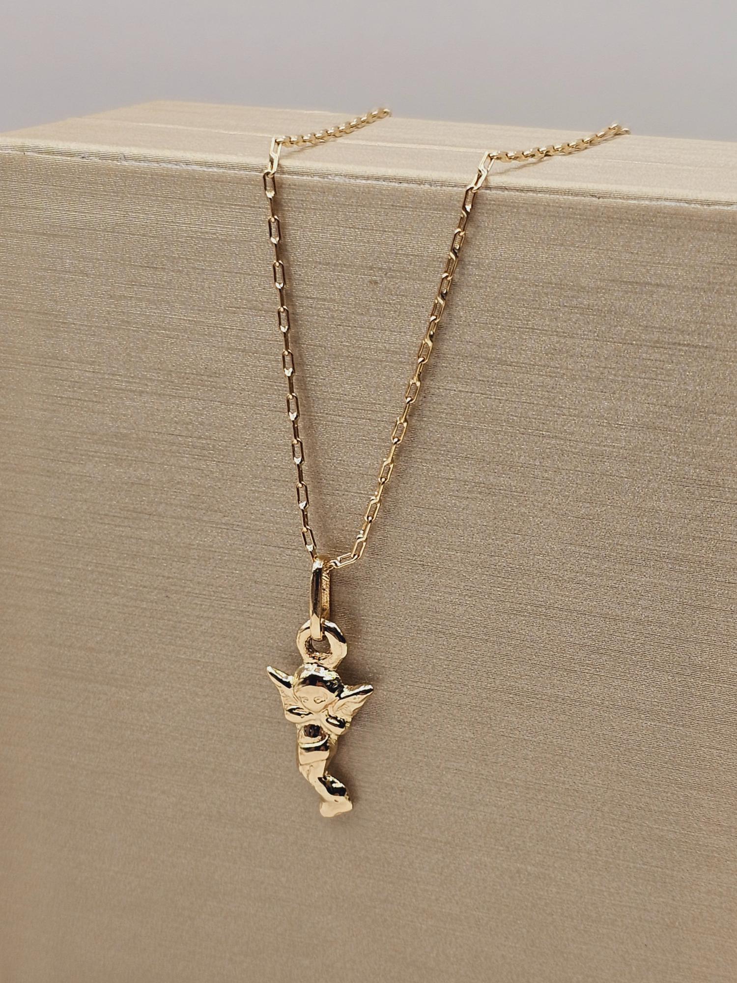 Cadena limada 50 cm y colgante angelito 24 mm 3.2 grs Oro 18k 1