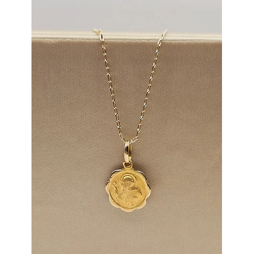 Cadena limada 50 cm y medalla San Benito 13 mm 3.6 grs Oro 18k