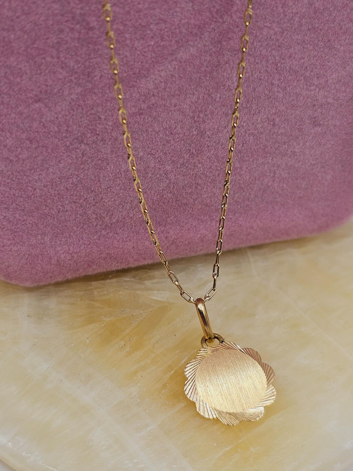 Cadena limada 50 cm y disco flor 14 mm 3 grs Oro 18k 7