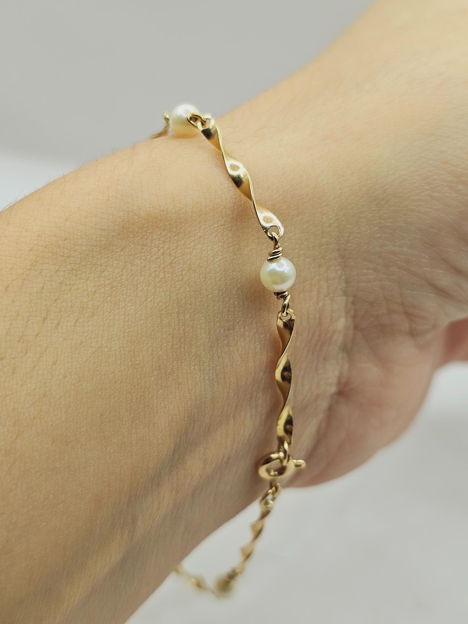 Pulsera torcida y perlas cultivadas 19 cm 3,8 grs Oro 18k 2