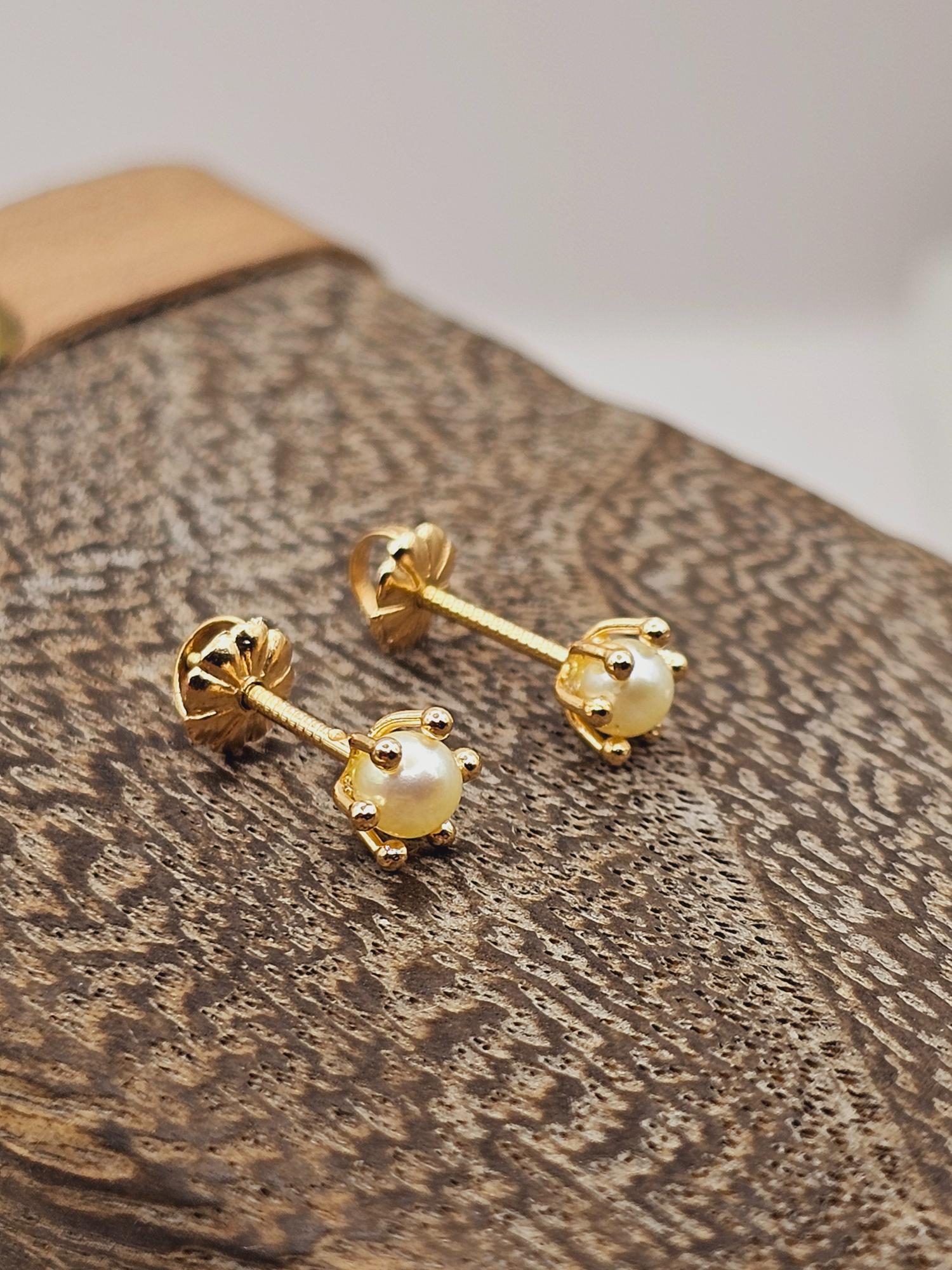 Aros pistilo Perla Cultivada pequeños 6 mm 0.8 grs Oro 18k 5