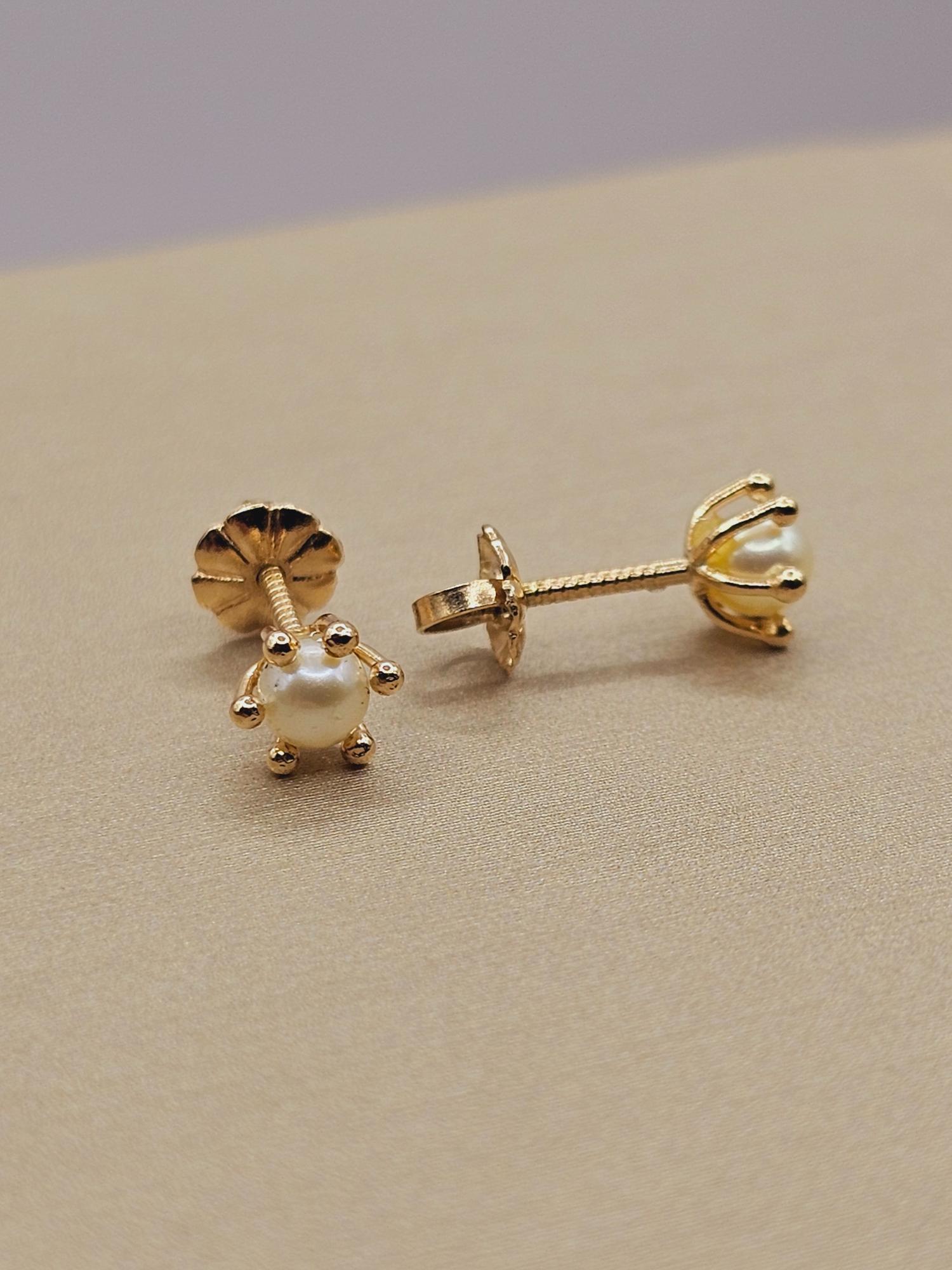 Aros pistilo Perla Cultivada pequeños 6 mm 0.8 grs Oro 18k 6