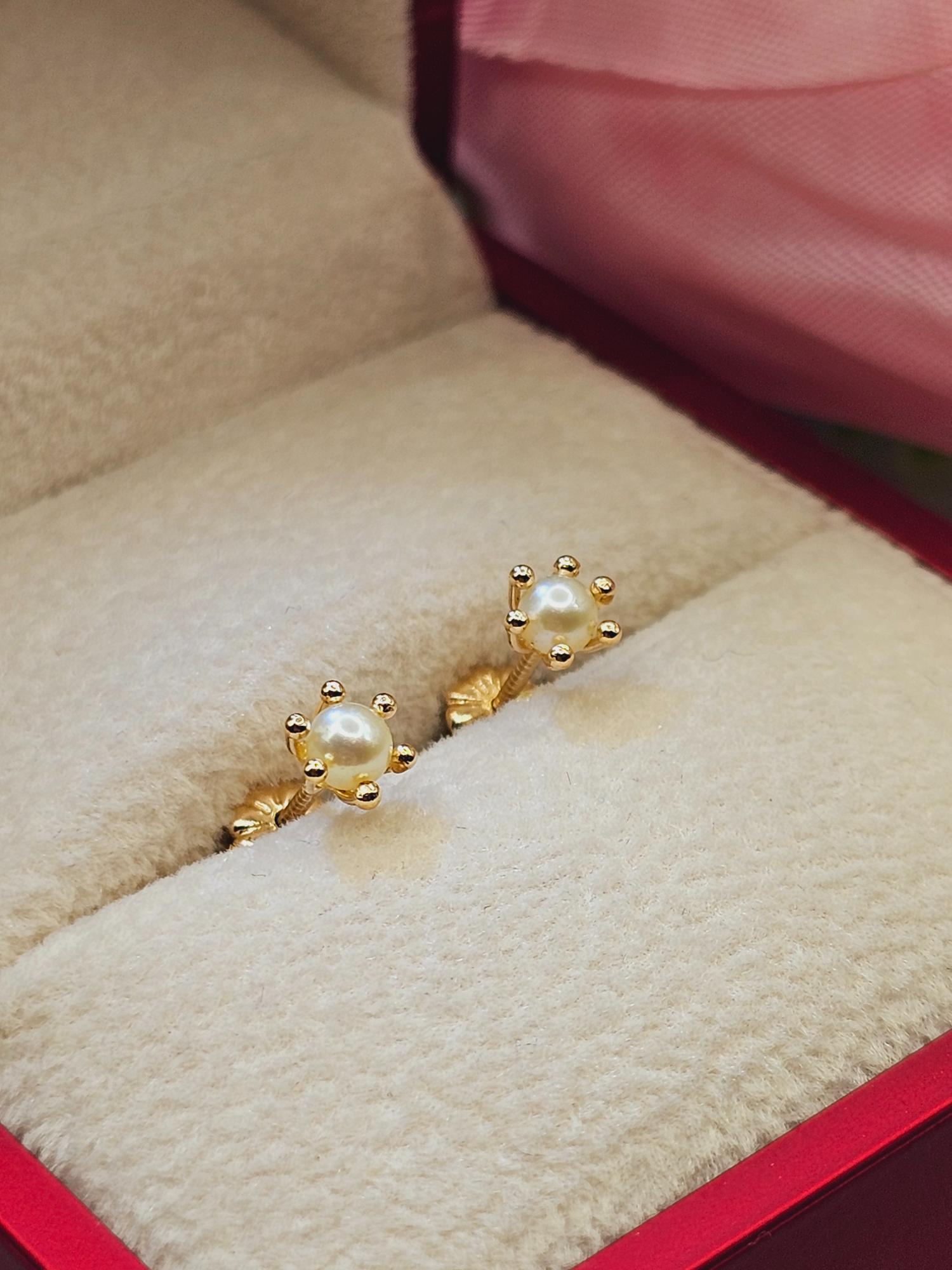 Aros pistilo Perla Cultivada pequeños 6 mm 0.8 grs Oro 18k 1