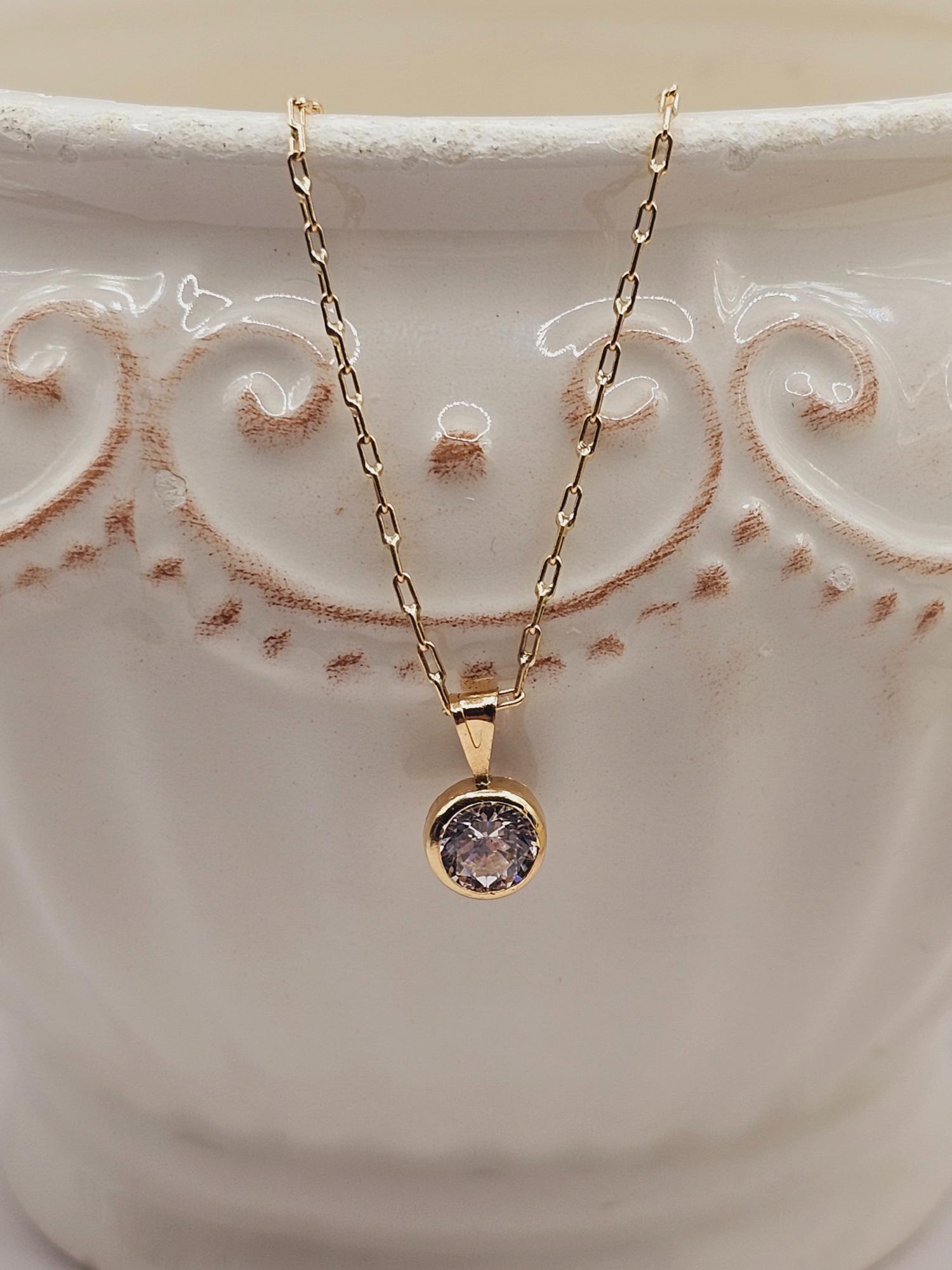 Cadena 50 cm y punto de luz 2.6 grs Oro 18k 1