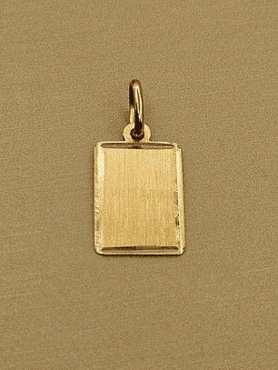 Colgante placa satinada 23 mm 1.3 grs Oro 18k