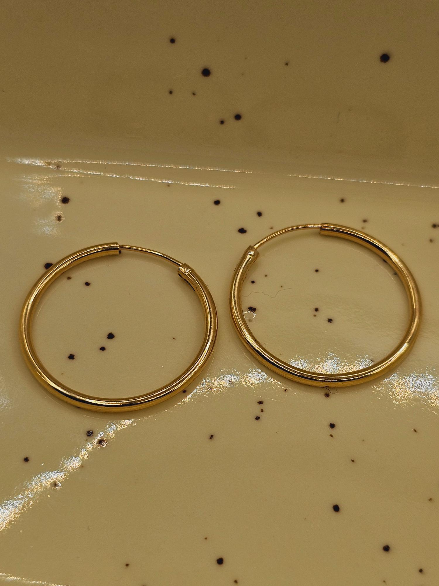 Aros argolla tubo 25 mm 2.2 grs Oro 18k 3