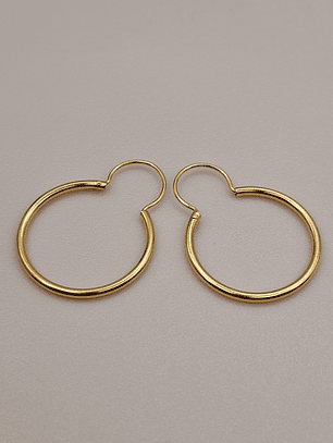 Aros argolla tubo con gancho 31 mm 2.4 grs Oro 18k