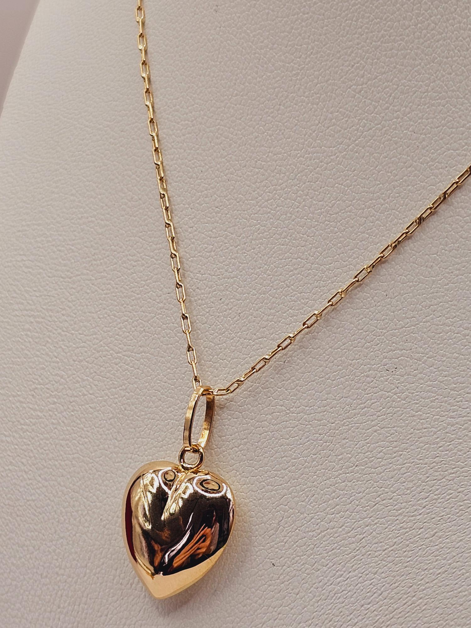 Cadena limada 50 cm y corazón inflado 2.5 cm 3.5 grs Oro 18k 5