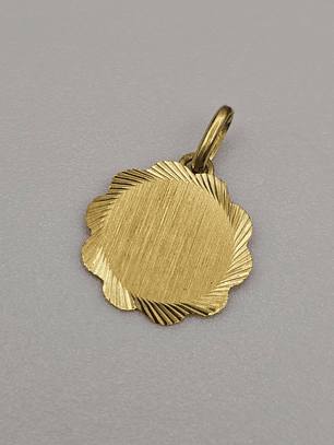 Colgante disco flor 17 mm 1.2 grs Oro 18k 