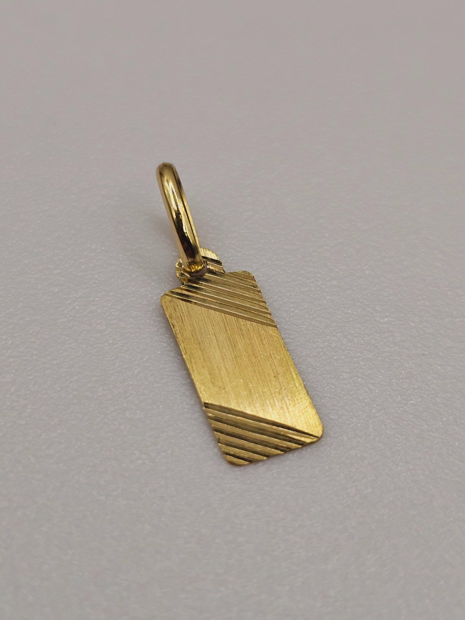 Colgante placa satinada 2 cm 0.6 grs Oro 18k 2