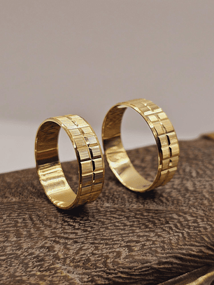 Argollas de matrimonio cruces satinadas 6 mm 8 grs Oro 18k 