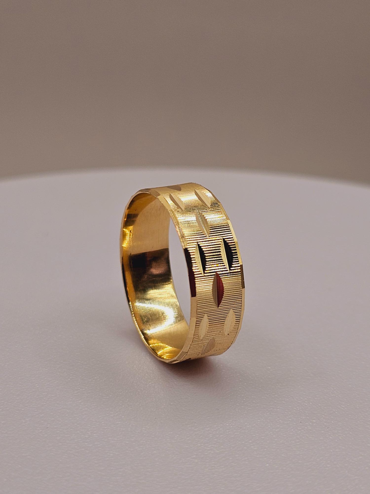 Argolla matrimonio satinada hojas olivo 7 mm 4 grs Oro 18k 3