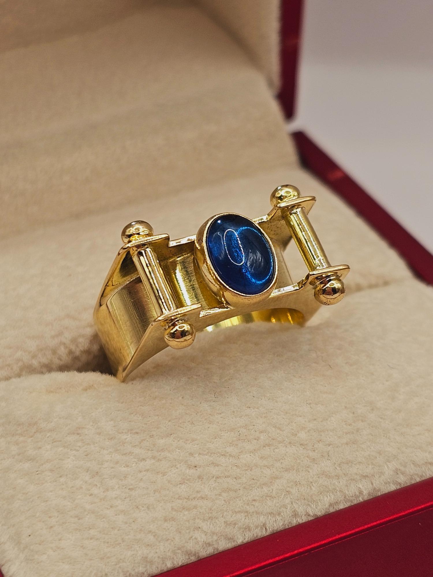 Anillo reina Charlotte con zafiro azul ovalado 8 grs Oro 18k 3