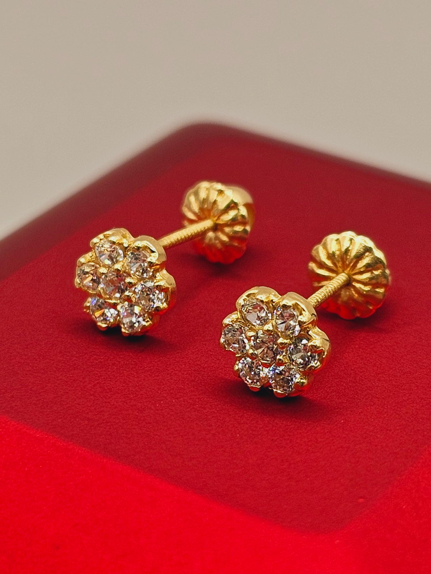 Aros flor circones 6 mm 1.2 grs Oro 18k 5