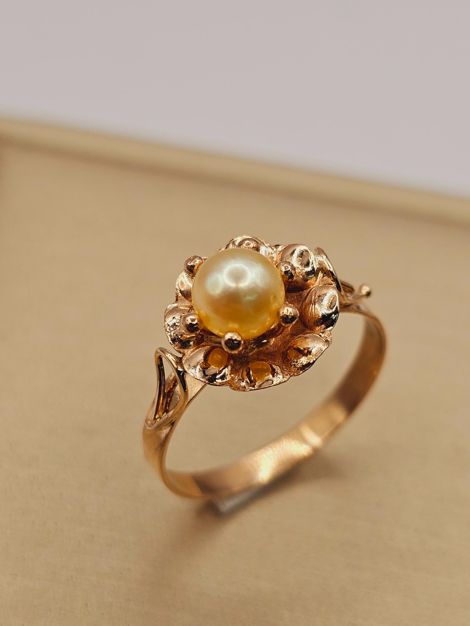 Anillo flor perla cultivada 2 grs Oro 18k 5
