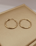 Aros argolla satinada 19 mm 1.7 grs Oro 18k