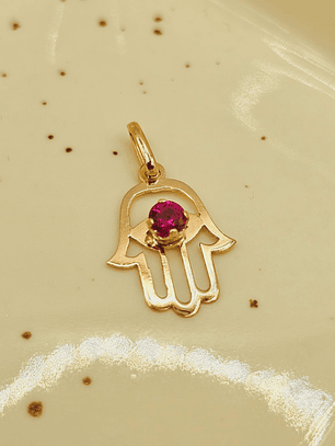 Colgante mano de fátima rubí 2.1 cm 1 gr Oro 18k