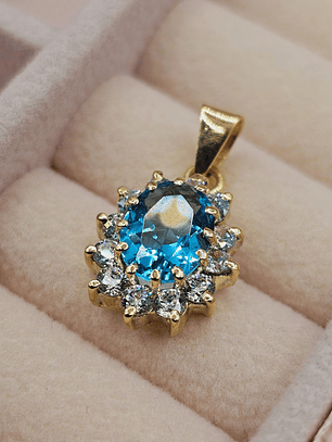 Colgante lady agua marina 2.2 cm 2.5 grs Oro 18k