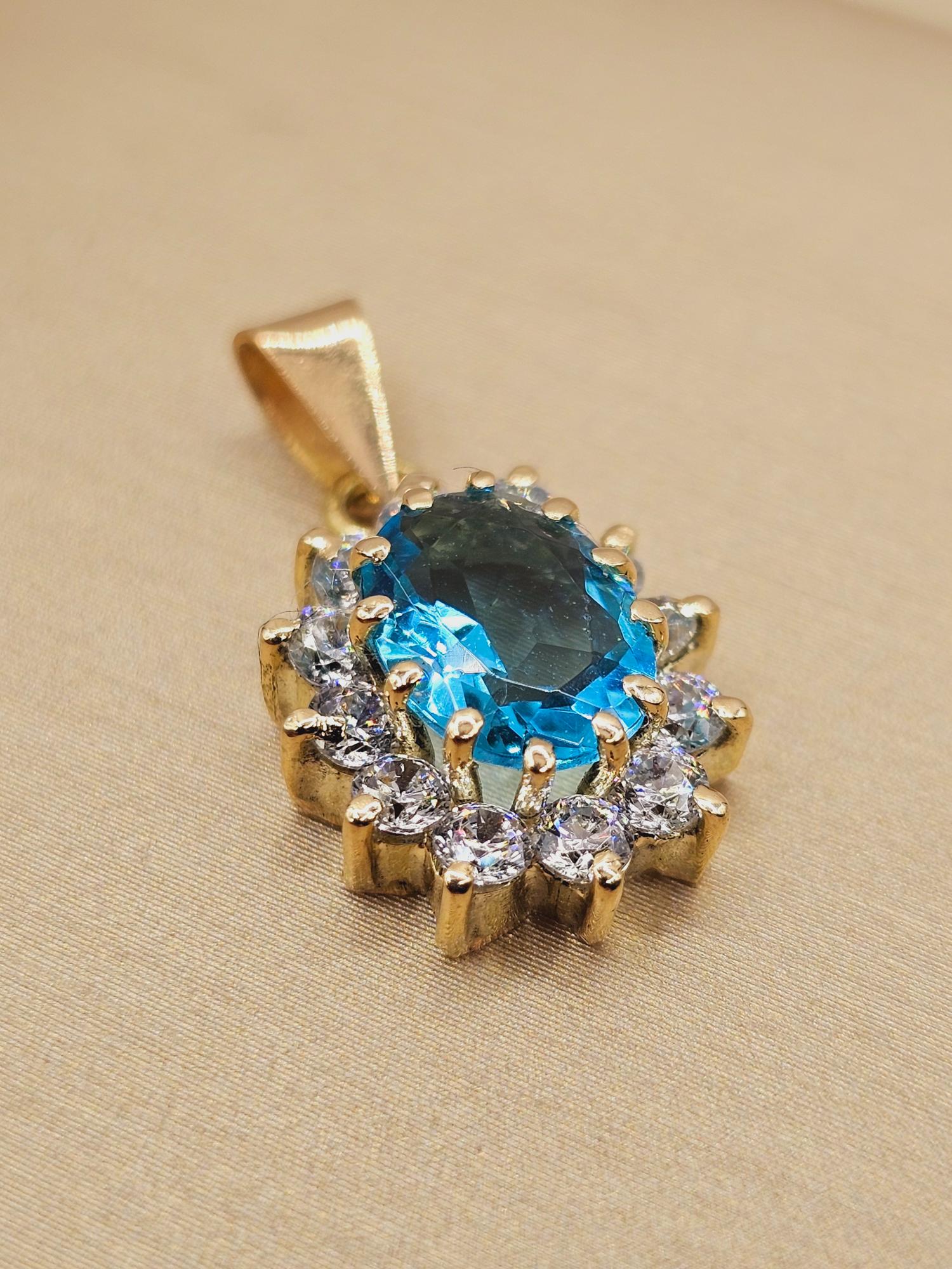 Colgante lady agua marina 2.2 cm 2.5 grs Oro 18k 3