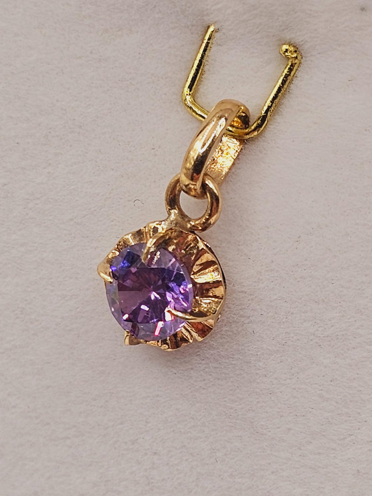 Colgante chaton amatista redondo 1.5 cm 1.1 grs Oro 18k 4