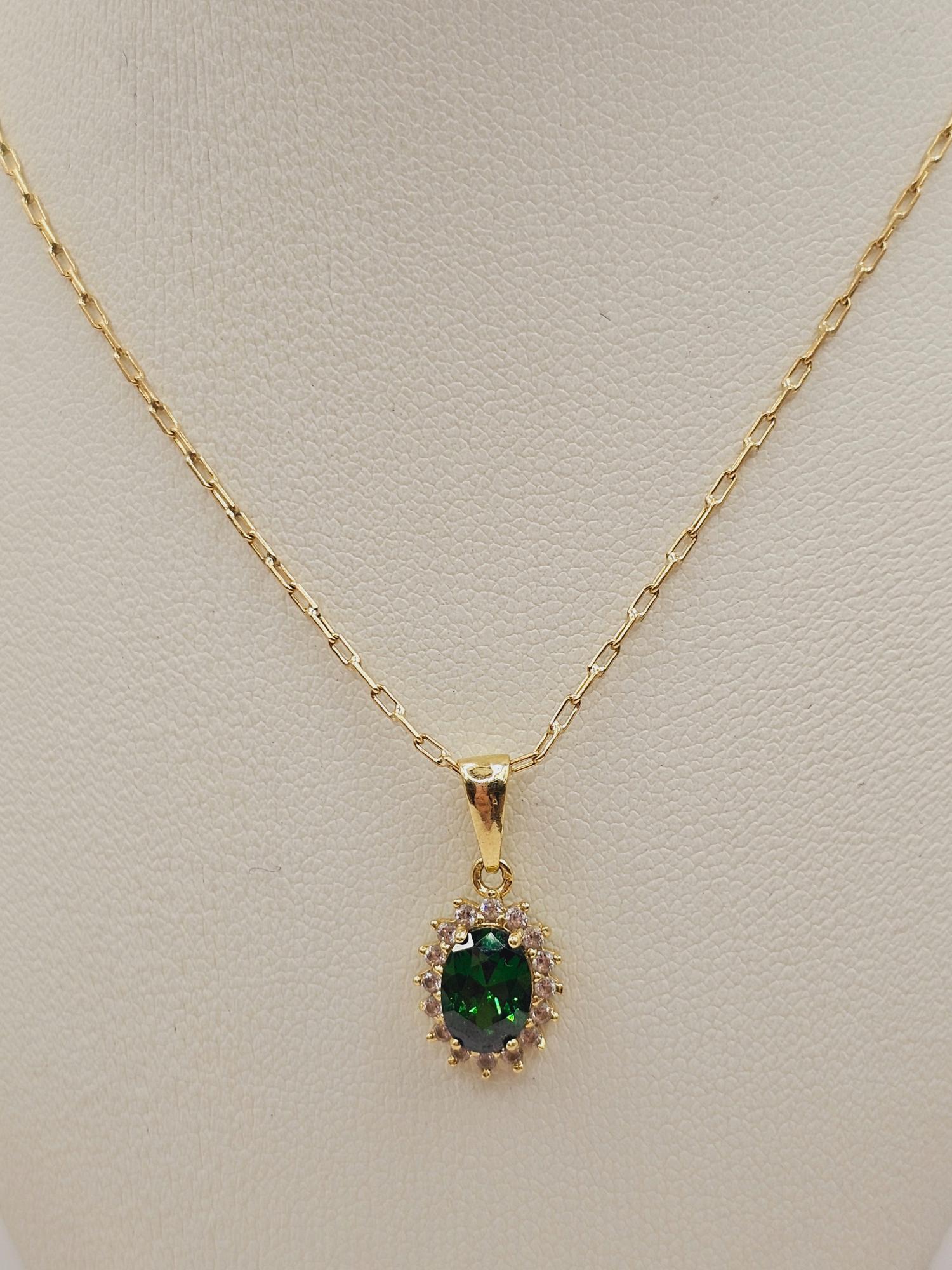 Cadena limada 50 cm y colgante lady esmeralda 1.7 cm 3 grs Oro 18k 3