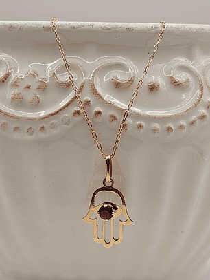 Cadena limada 50 cm y colgante mano de fátima rubí 2.7 grs Oro 18k